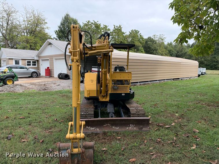 image for item EX2323 Komatsu PC38UU-1 mini excavator