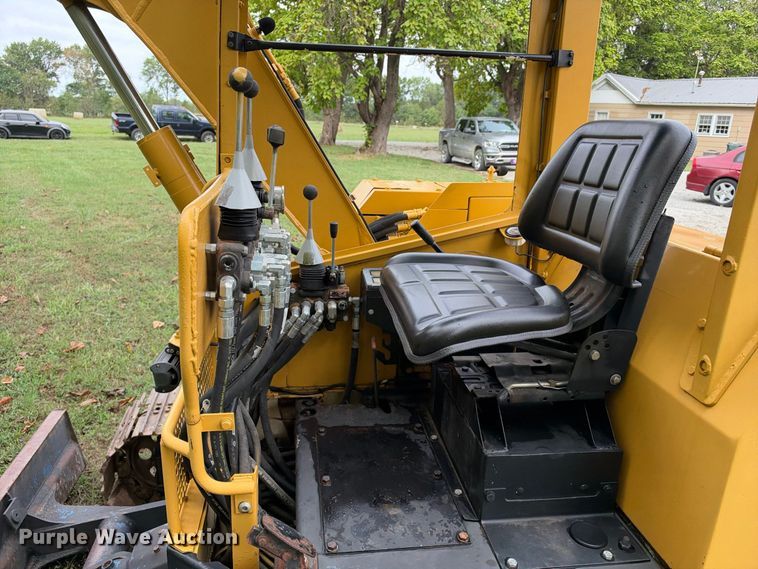image for item EX2323 Komatsu PC38UU-1 mini excavator