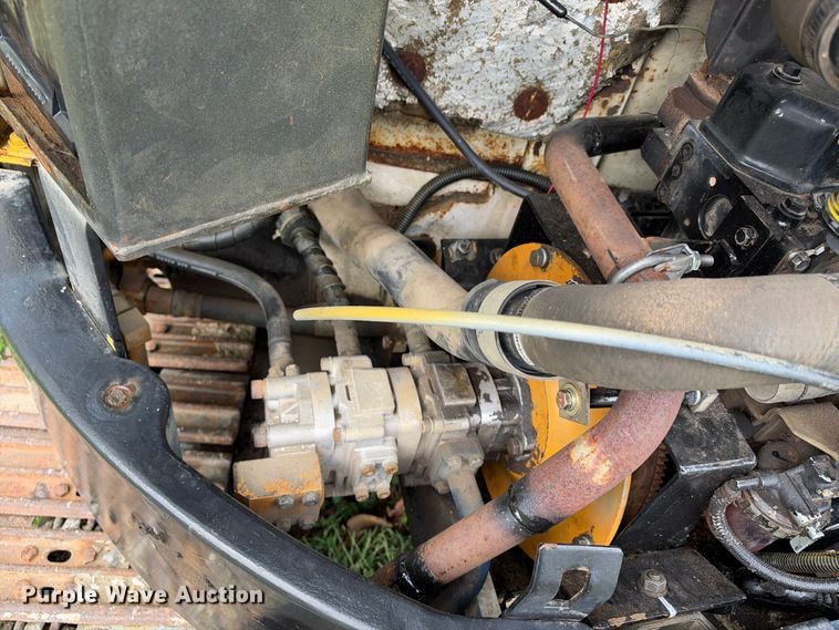 image for item EX2323 Komatsu PC38UU-1 mini excavator