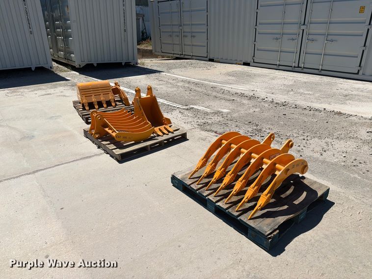 image for item EX4192 Captok mini excavator attachments