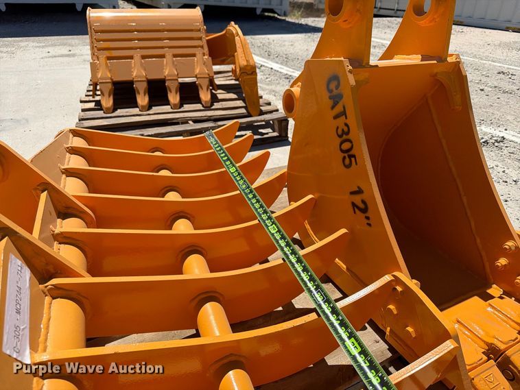image for item EX4192 Captok mini excavator attachments