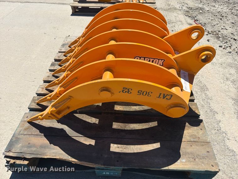 image for item EX4192 Captok mini excavator attachments