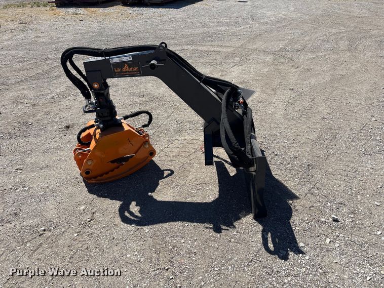 image for item EX4214 LandHonor RLG-13-44D skid steer log grapple
