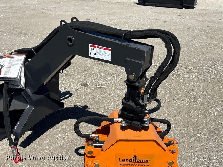 image for item EX4214 LandHonor RLG-13-44D skid steer log grapple
