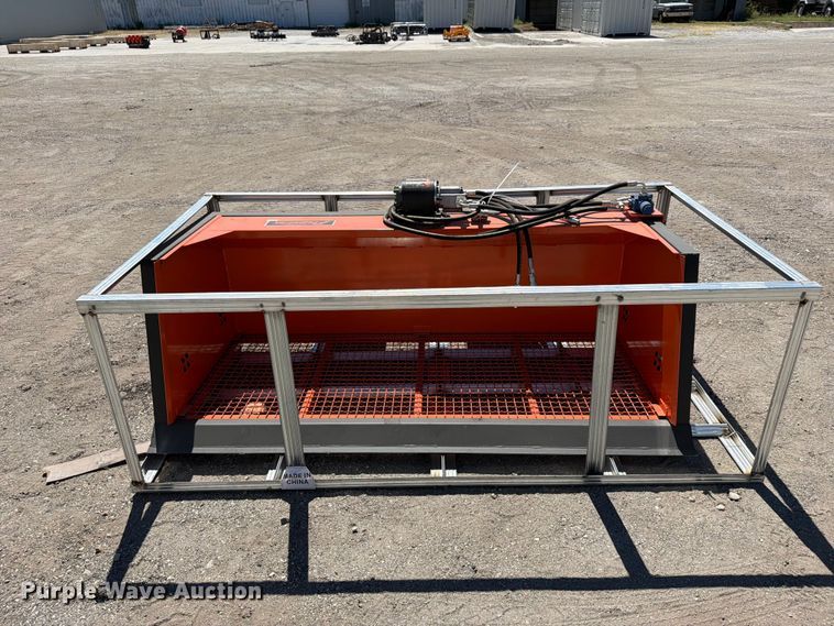 image for item EX4221 Pabreak skid steer vibrating screen bucket