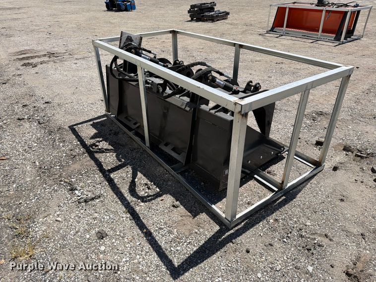 image for item EX4222 2026 LandHonor SGB-11-72W skid steer grapple bucket