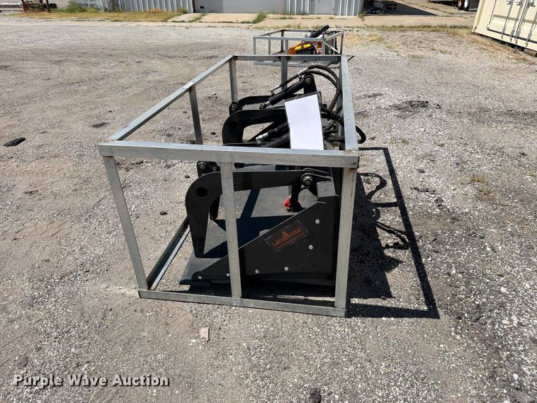 image for item EX4222 2026 LandHonor SGB-11-72W skid steer grapple bucket