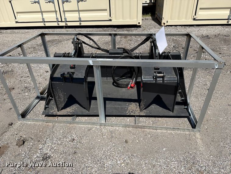 image for item EX4222 2026 LandHonor SGB-11-72W skid steer grapple bucket