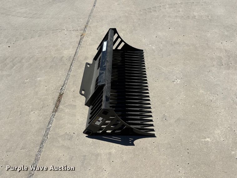 image for item EX4225 2025 Wolverine M-SB42 compact steer rock bucket
