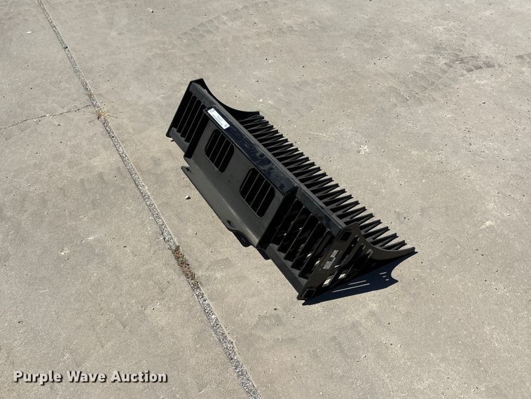 image for item EX4225 2025 Wolverine M-SB42 compact steer rock bucket