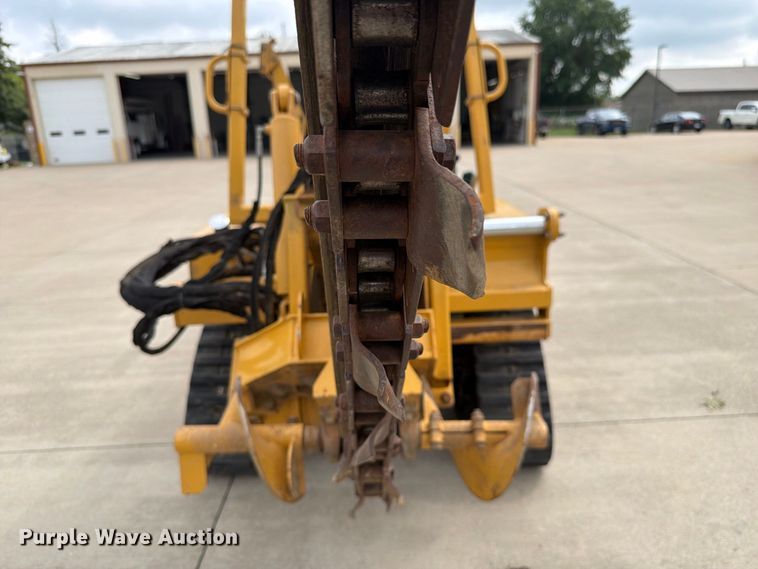 image for item EX4605 2001 Vermeer RXT450 trencher