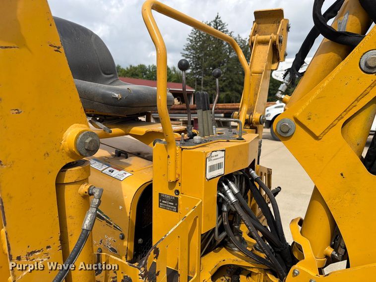 image for item EX4605 2001 Vermeer RXT450 trencher