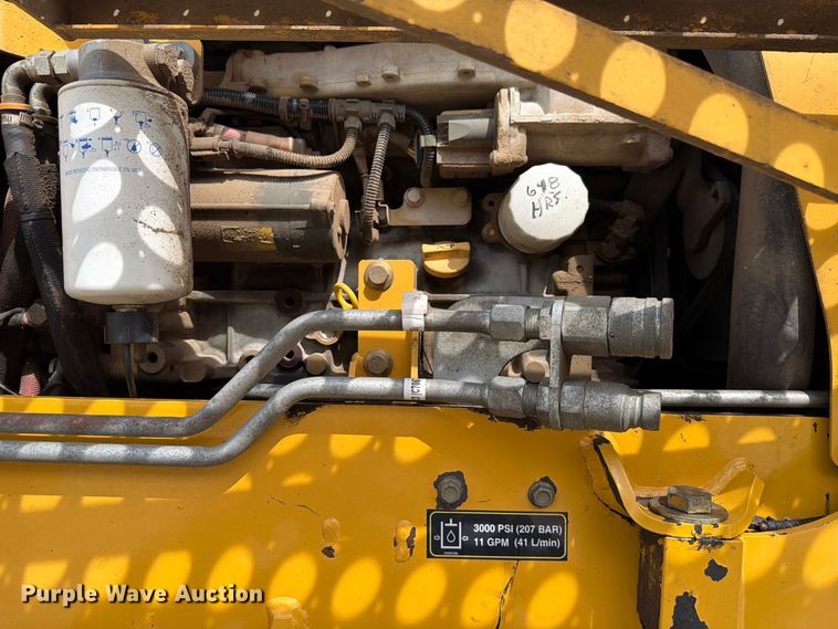 image for item EX4605 2001 Vermeer RXT450 trencher