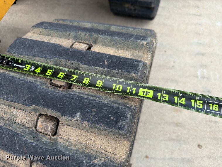 image for item EX4605 2001 Vermeer RXT450 trencher