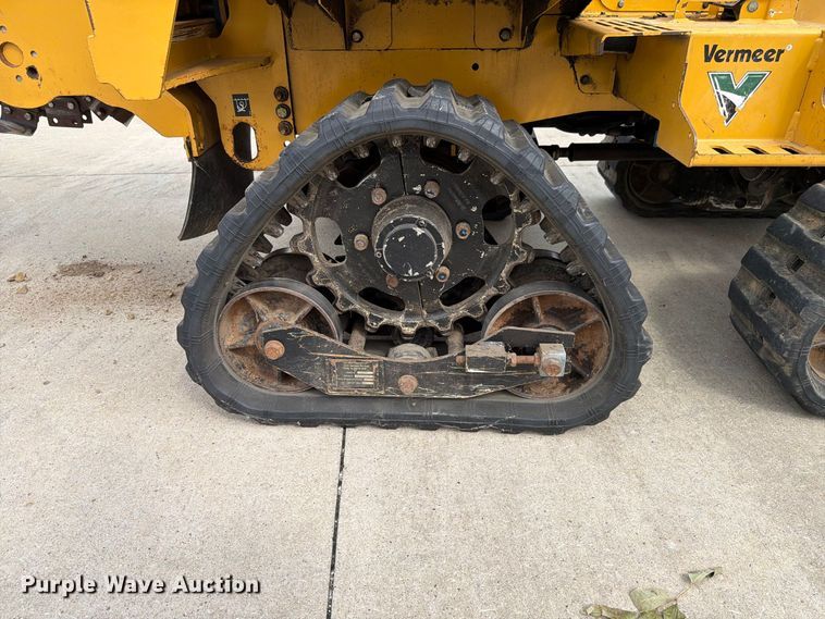 image for item EX4605 2001 Vermeer RXT450 trencher