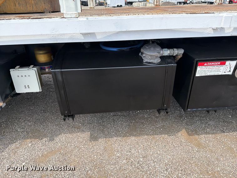 image for item FB5044 2012 Freightliner Business Class M2 crane truck