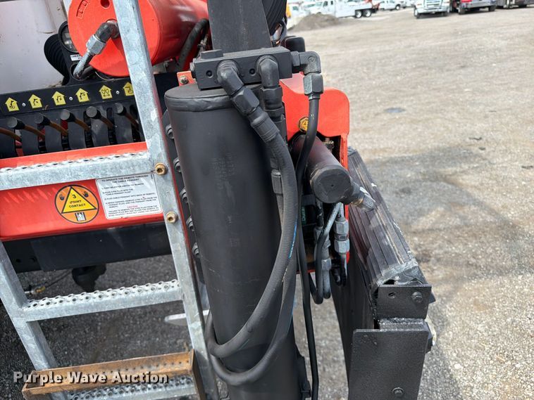 image for item FB5044 2012 Freightliner Business Class M2 crane truck