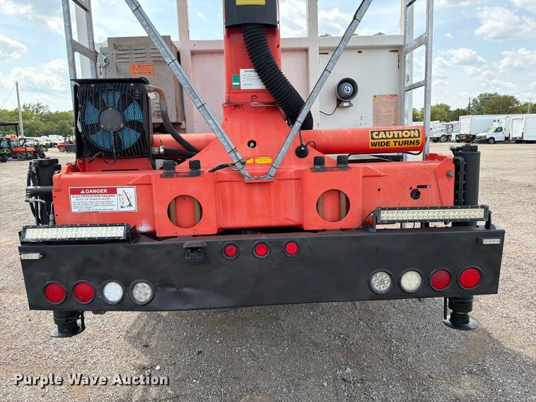 image for item FB5044 2012 Freightliner Business Class M2 crane truck