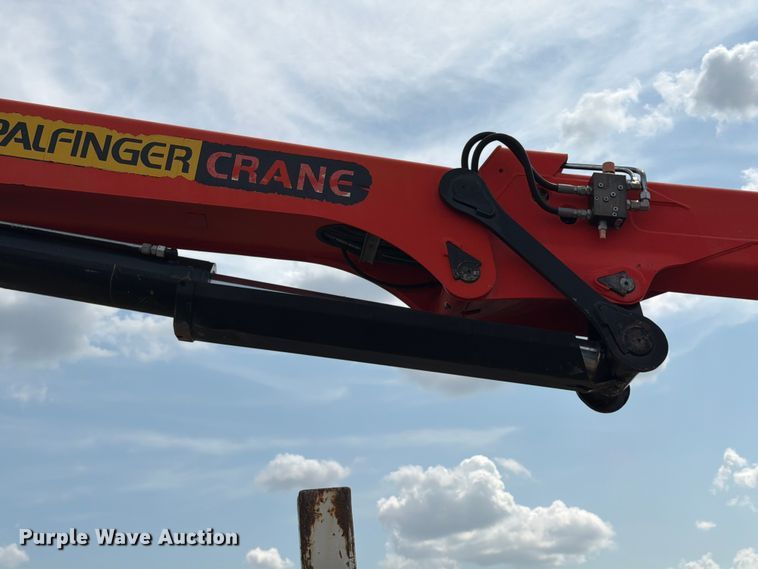 image for item FB5044 2012 Freightliner Business Class M2 crane truck