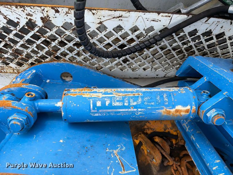 image for item FB5044 2012 Freightliner Business Class M2 crane truck