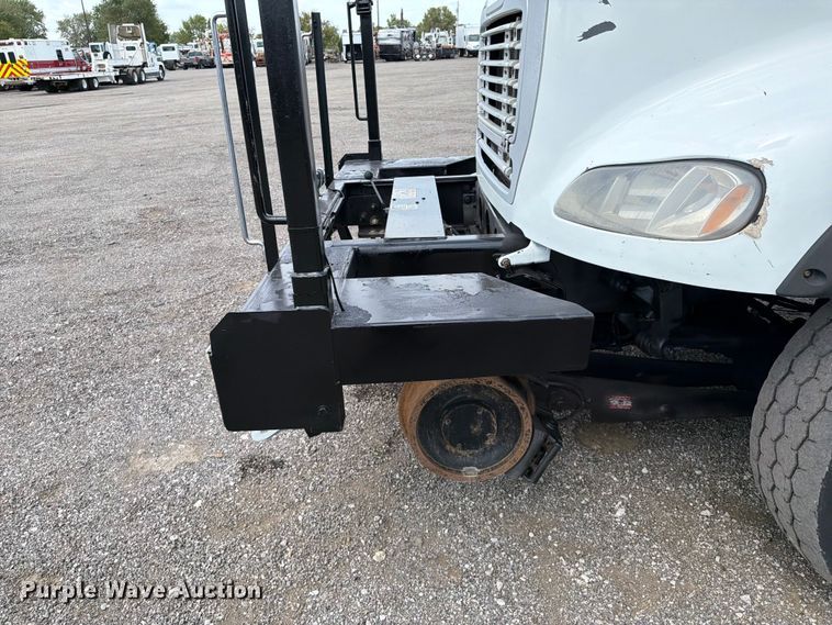 image for item FB5044 2012 Freightliner Business Class M2 crane truck