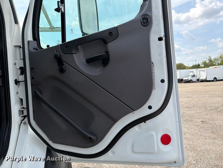 image for item FB5044 2012 Freightliner Business Class M2 crane truck