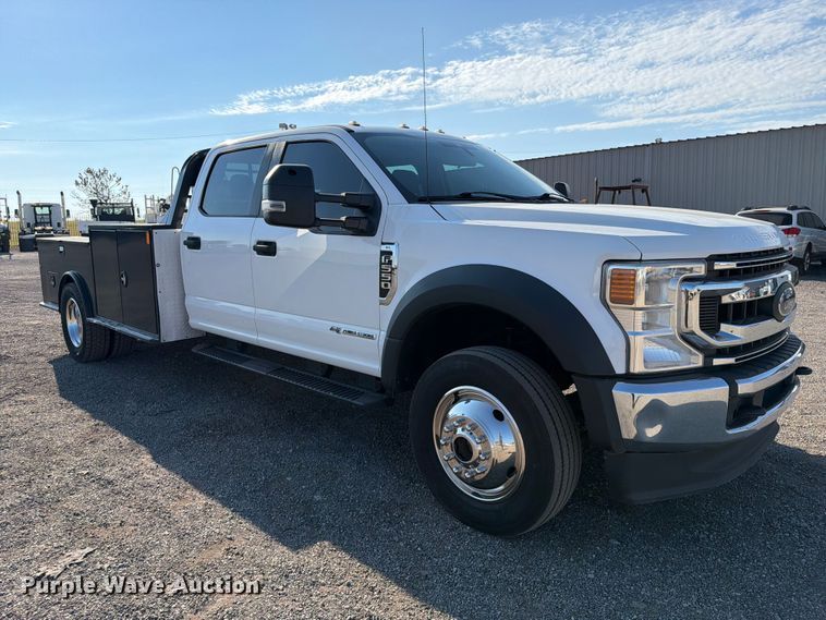 image for item FB5135 2020 Ford F-550 Super Duty Crew Cab flatbed truck