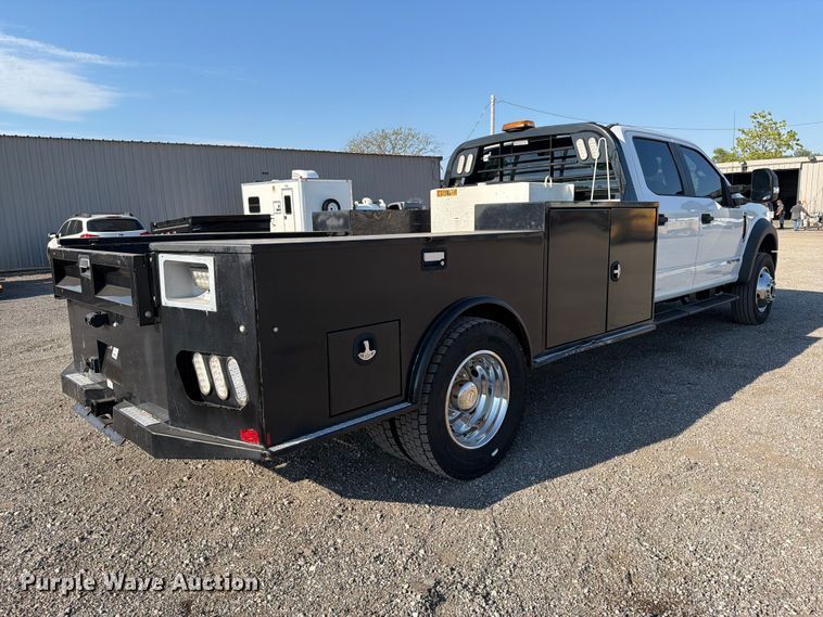 image for item FB5135 2020 Ford F-550 Super Duty Crew Cab flatbed truck