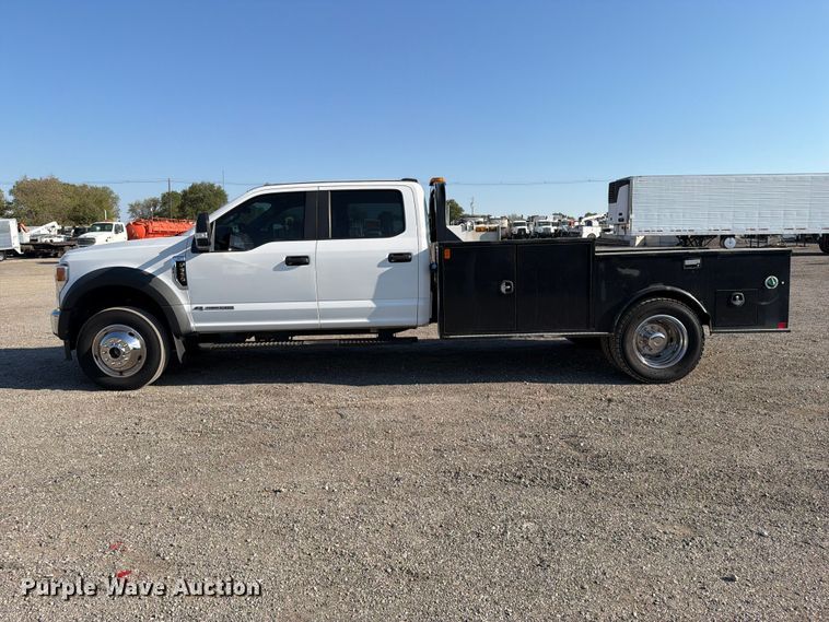 image for item FB5135 2020 Ford F-550 Super Duty Crew Cab flatbed truck