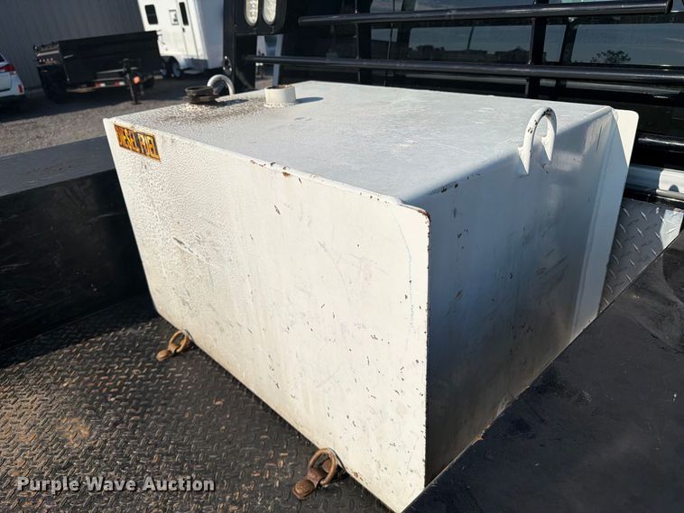 image for item FB5135 2020 Ford F-550 Super Duty Crew Cab flatbed truck
