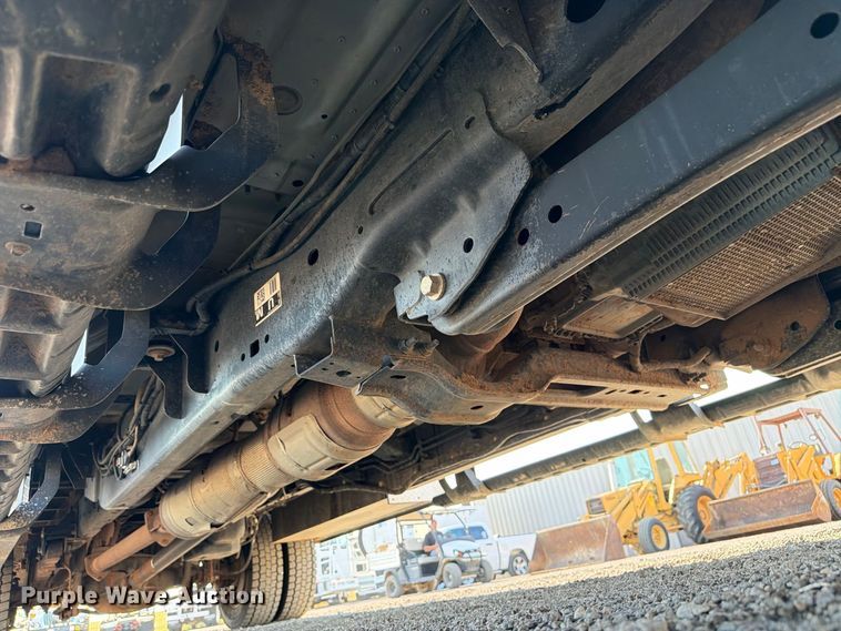 image for item FB5135 2020 Ford F-550 Super Duty Crew Cab flatbed truck