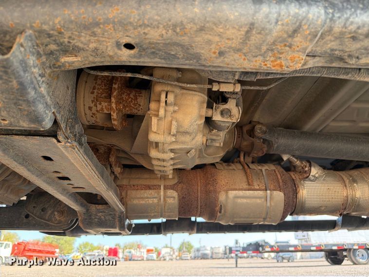 image for item FB5135 2020 Ford F-550 Super Duty Crew Cab flatbed truck