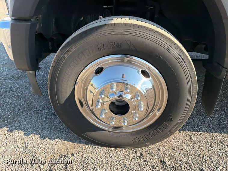 image for item FB5135 2020 Ford F-550 Super Duty Crew Cab flatbed truck