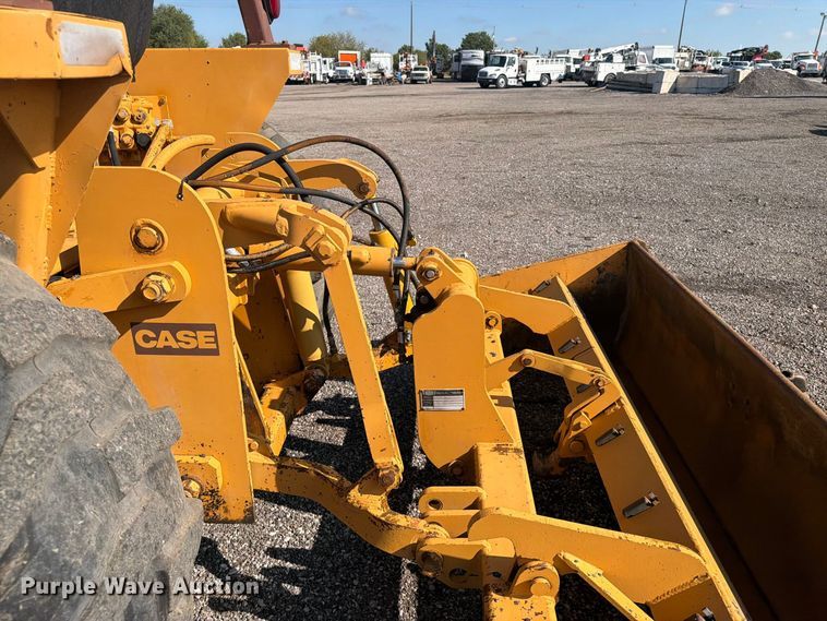 image for item FB5148 1993 Case 480F landscape tractor