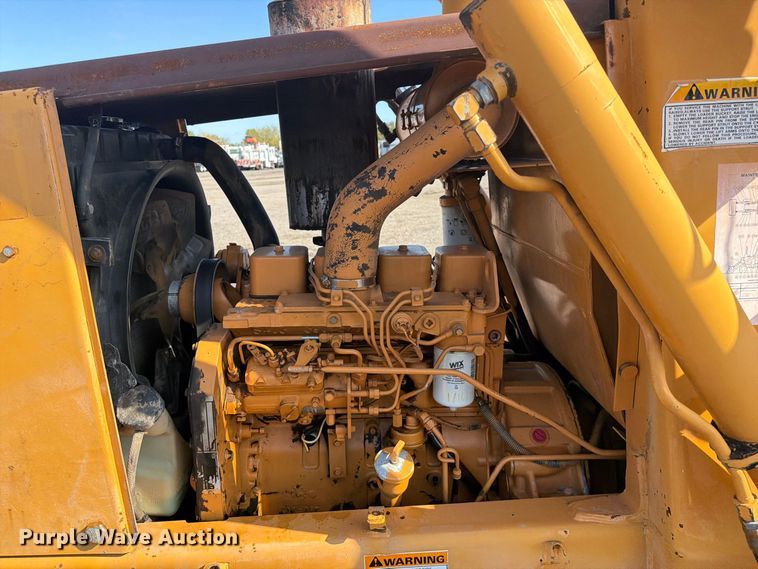image for item FB5148 1993 Case 480F landscape tractor