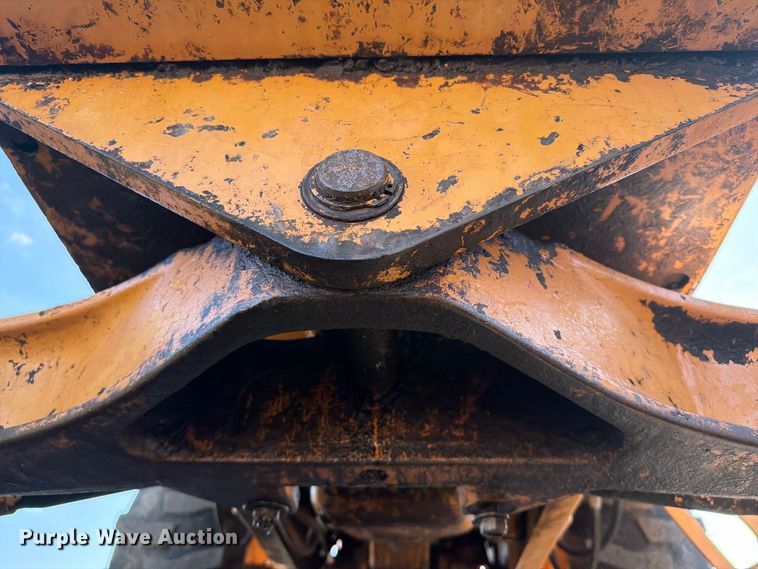 image for item FB5148 1993 Case 480F landscape tractor