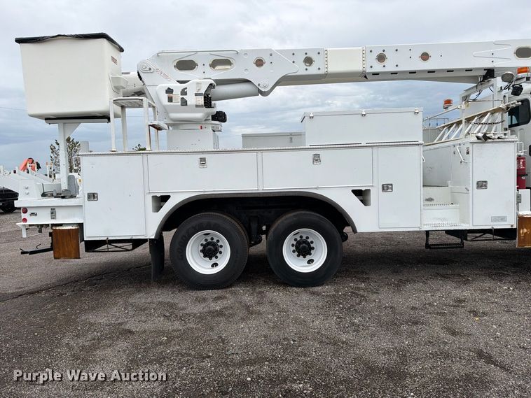 image for item FB5149 2015 Freightliner Business Class M2 bucket truck