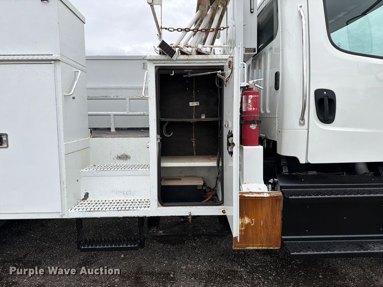 image for item FB5149 2015 Freightliner Business Class M2 bucket truck