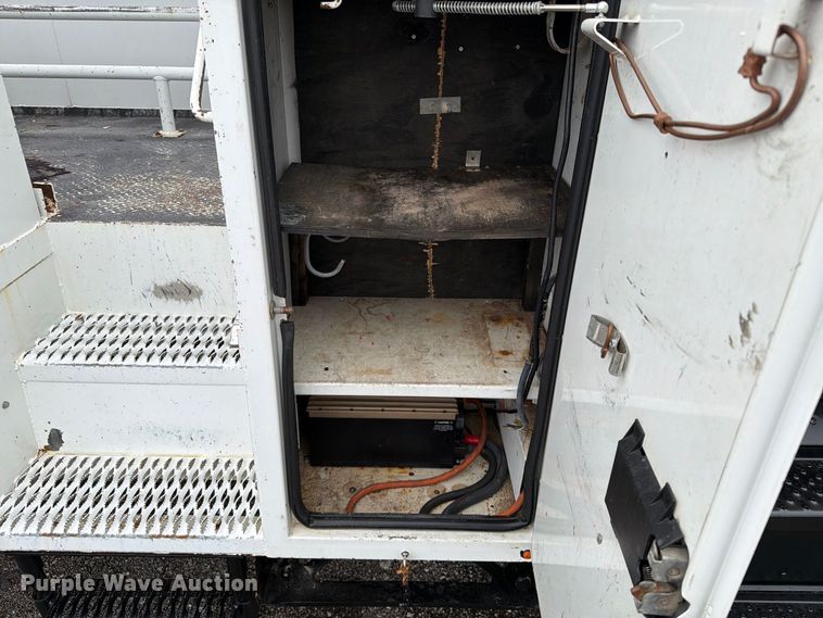 image for item FB5149 2015 Freightliner Business Class M2 bucket truck