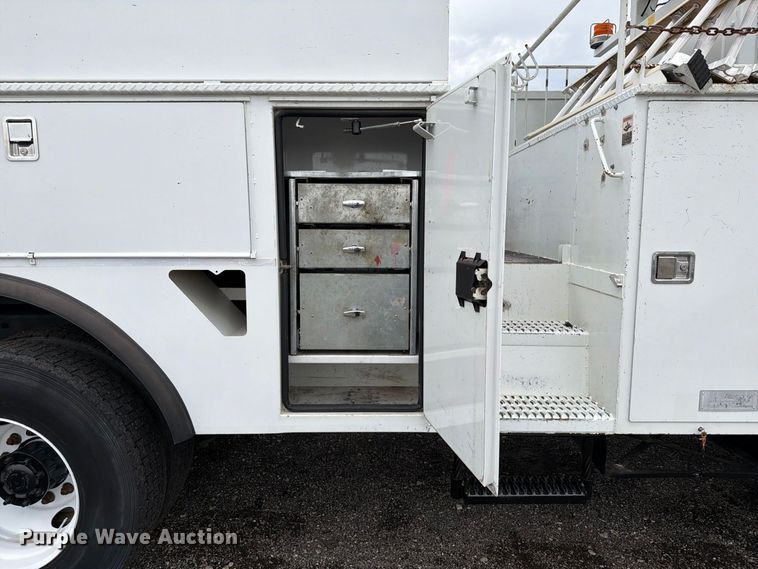 image for item FB5149 2015 Freightliner Business Class M2 bucket truck