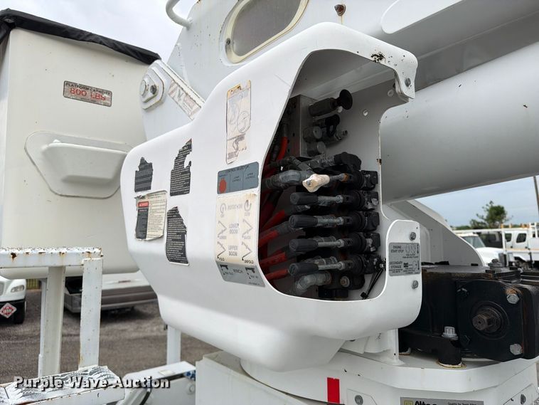 image for item FB5149 2015 Freightliner Business Class M2 bucket truck