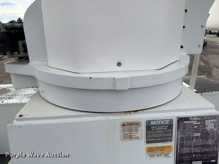 image for item FB5149 2015 Freightliner Business Class M2 bucket truck