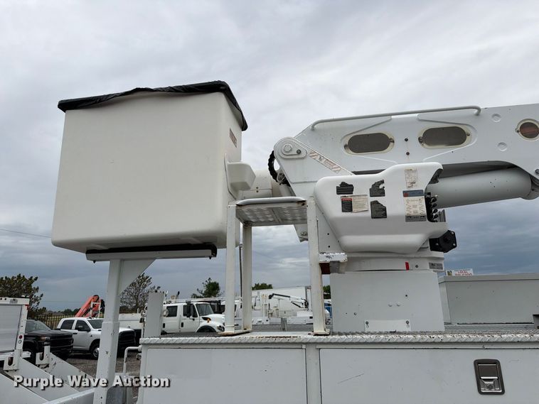 image for item FB5149 2015 Freightliner Business Class M2 bucket truck