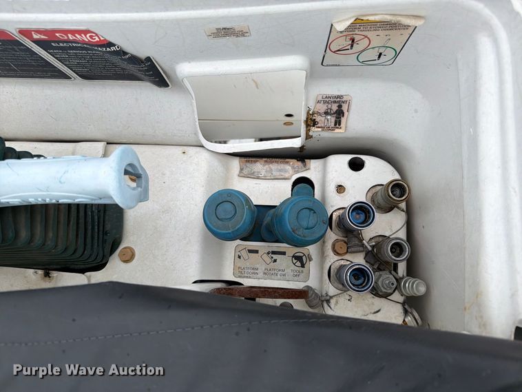 image for item FB5149 2015 Freightliner Business Class M2 bucket truck