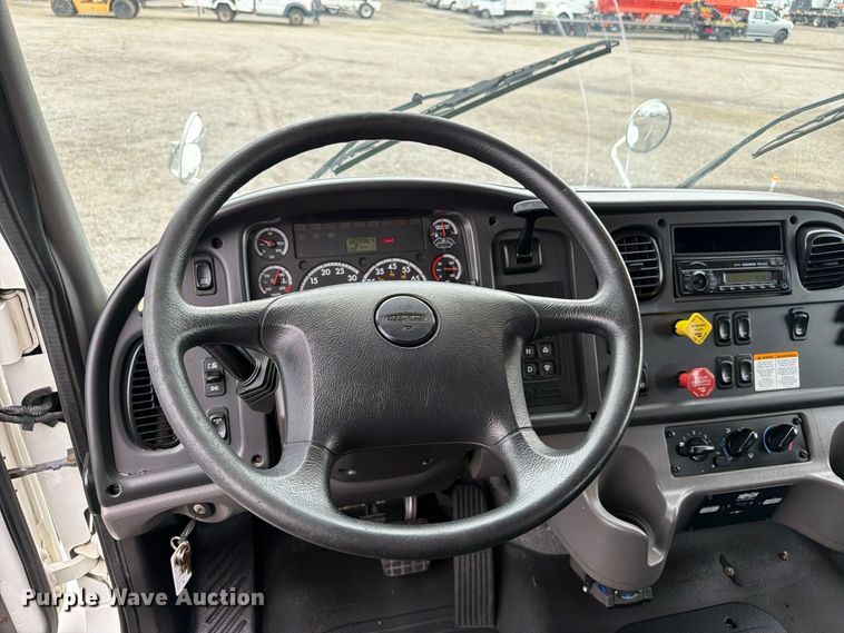 image for item FB5149 2015 Freightliner Business Class M2 bucket truck