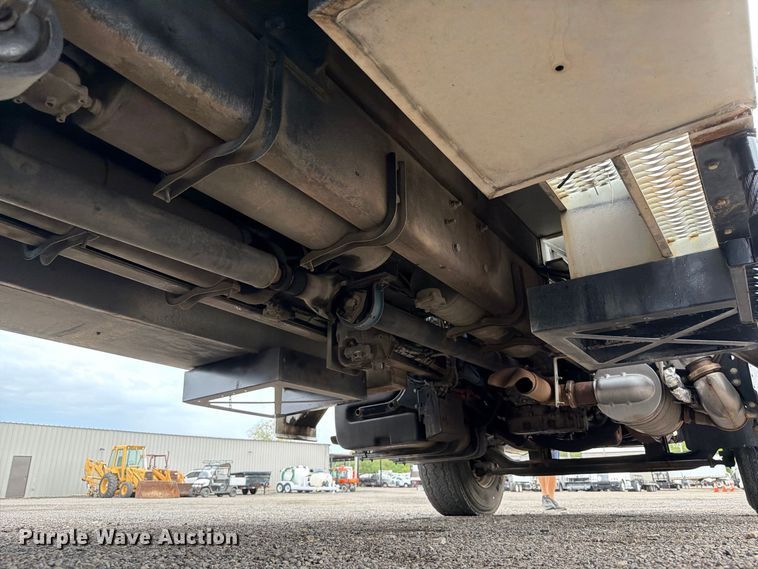 image for item FB5149 2015 Freightliner Business Class M2 bucket truck