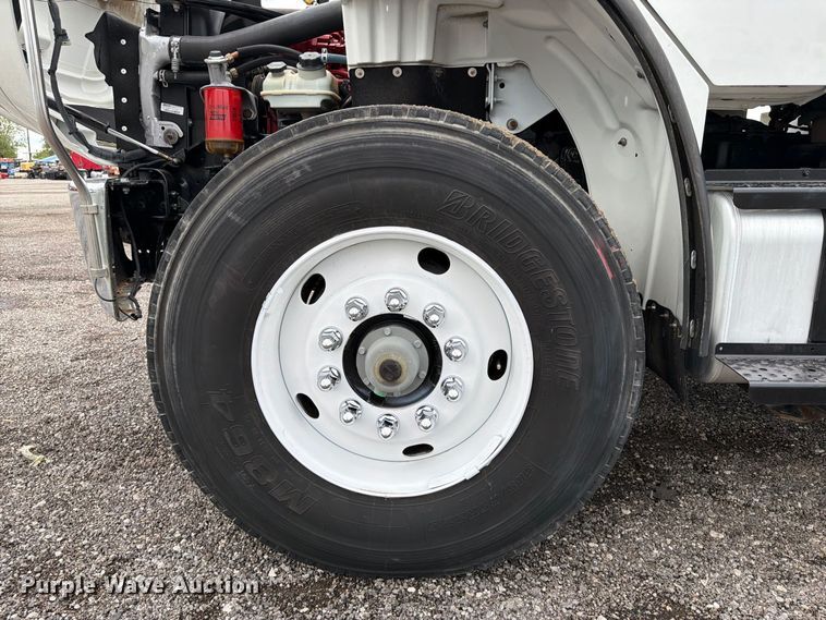 image for item FB5149 2015 Freightliner Business Class M2 bucket truck