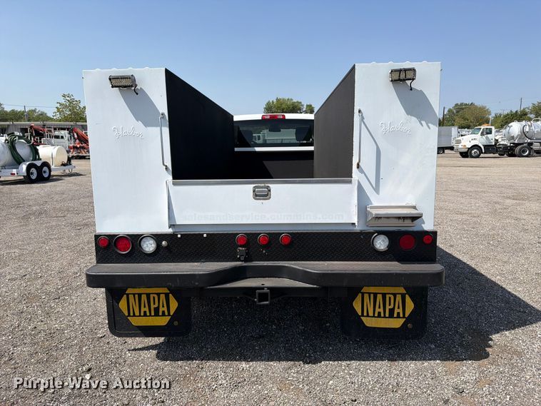 image for item FB5159 2017 RAM 5500 utility / service truck