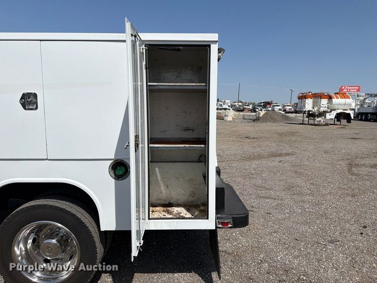image for item FB5159 2017 RAM 5500 utility / service truck