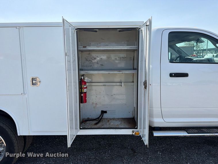 image for item FB5159 2017 RAM 5500 utility / service truck
